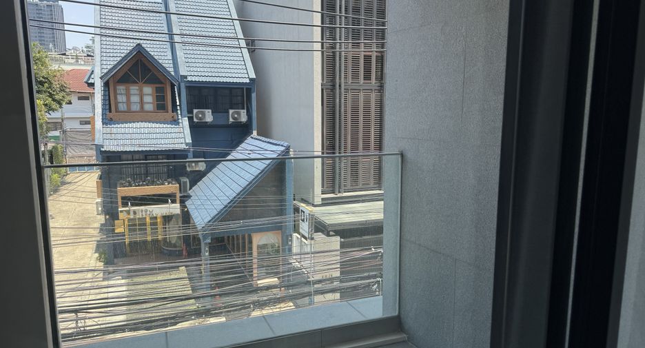 À vendre 1 chambre condo à Khlong Toei, Bangkok