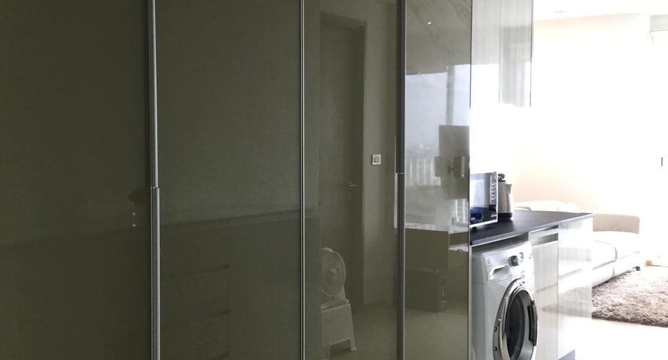 Продажа и аренда 2 спальни кондо в Щаттхана, Бангкок