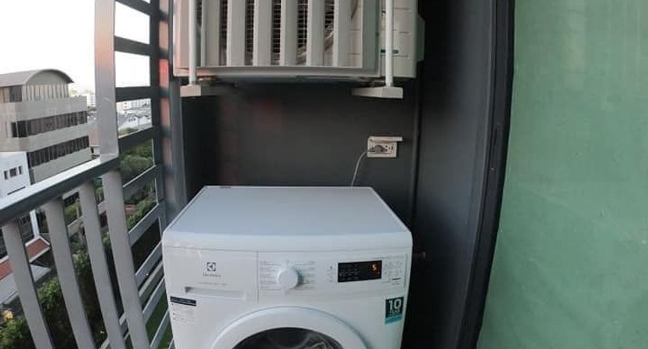 For sale 1 bed condo in Phra Khanong, Bangkok