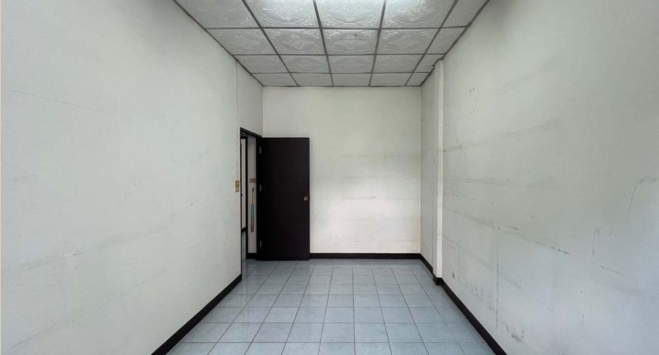 For sale 2 bedrooms townhouse in Thanyaburi, Pathum Thani