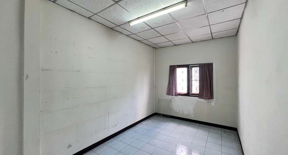 For sale 2 bedrooms townhouse in Thanyaburi, Pathum Thani