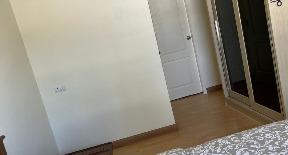 For sale 1 bed condo in Phra Khanong, Bangkok