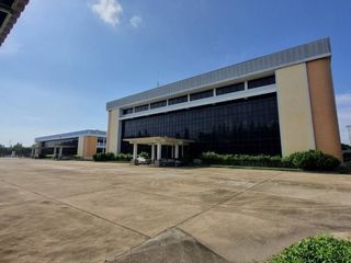 Local comercial en venta en Phanat Nikhom, Chonburi