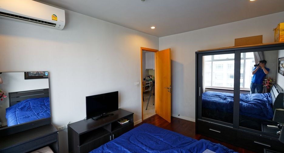 For sale 1 bed condo in Watthana, Bangkok