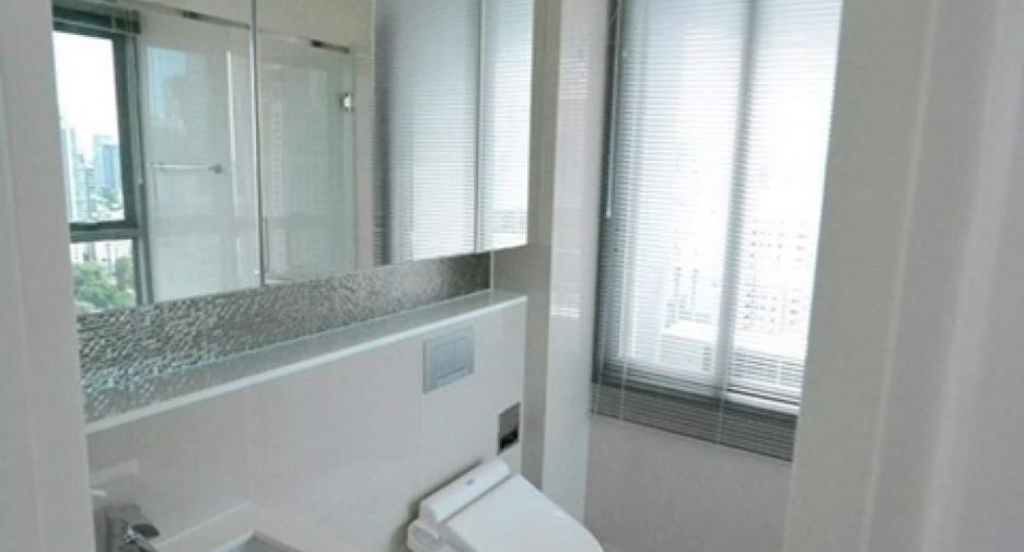 For sale and for rent 2 bedrooms condo in Watthana, Bangkok