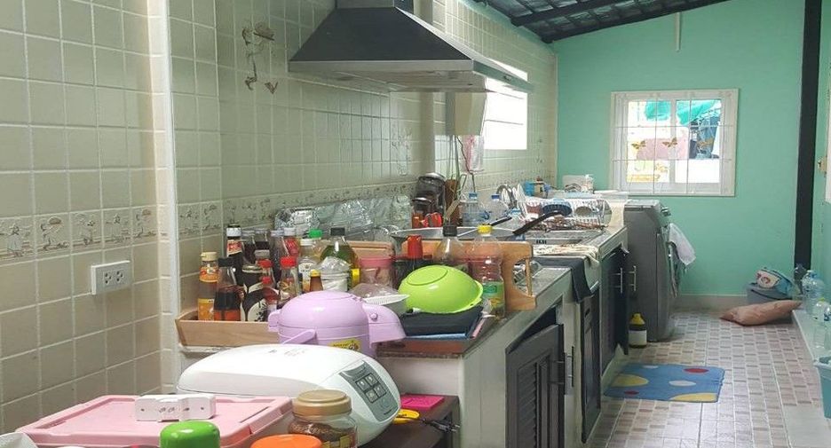 Haus zum Kauf mit 4 Zimmer in Bang Yai, Nonthaburi