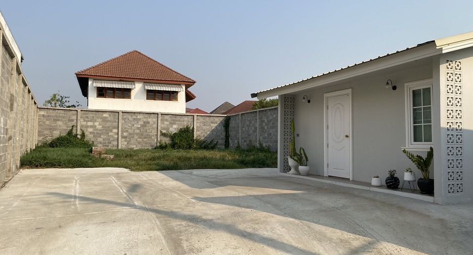 Büro zum Kauf in Mueang Surin, Surin
