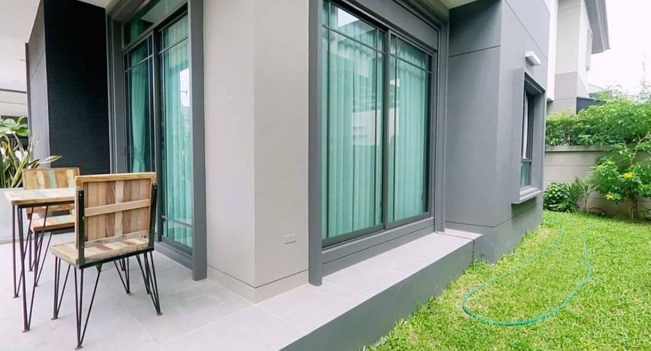 Casa en venta de 4 habitaciones en Thanyaburi, Pathum Thani