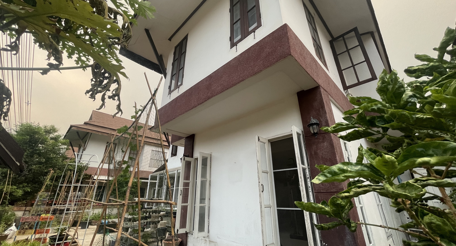 Haus zum Kauf mit 3 Zimmer in Lam Luk Ka, Pathum Thani