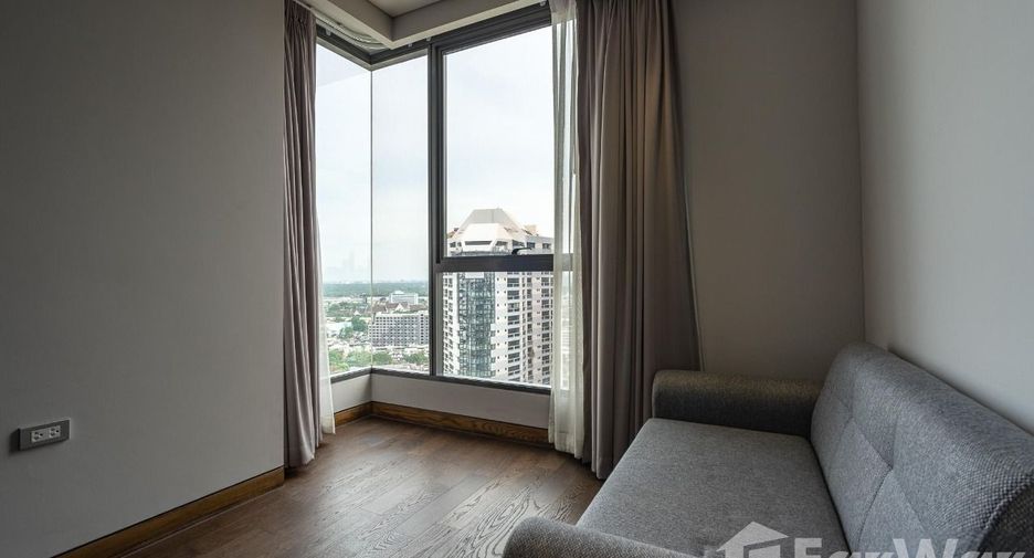 For sale and for rent 2 bedrooms condo in Khlong Toei, Bangkok