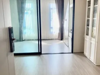 出售 1 卧室 公寓 在 Din Daeng, 曼谷