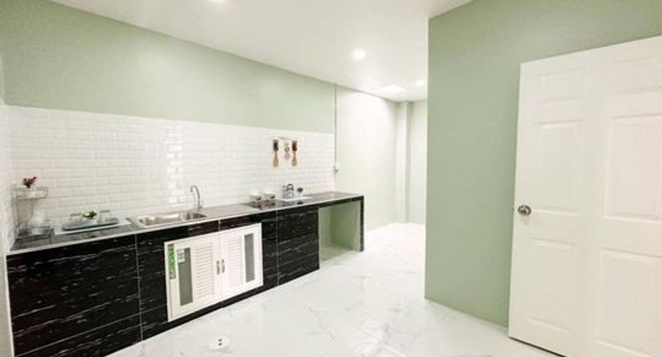 For sale 4 bedrooms townhouse in Bang Yai, Nonthaburi