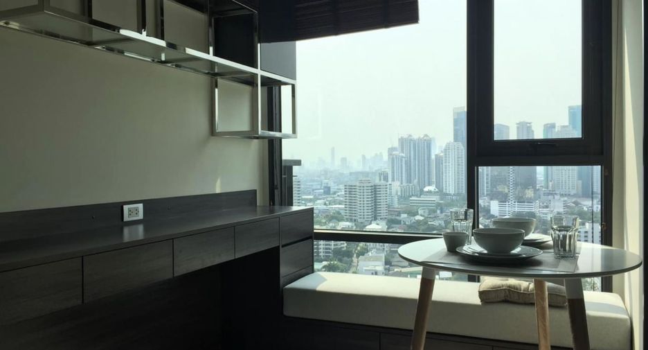 Condo en venta y en alquiler de 1 habitaciones en Khlong Toei, Bangkok