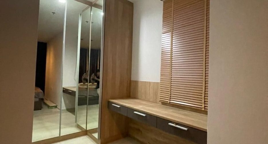 À vendre 2 chambres condo à Khlong Toei, Bangkok