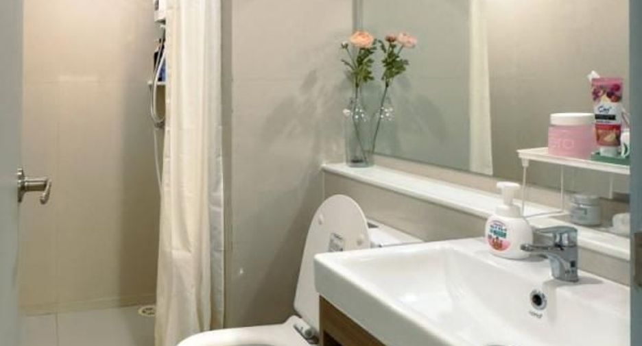 For sale 2 bedrooms condo in Din Daeng, Bangkok