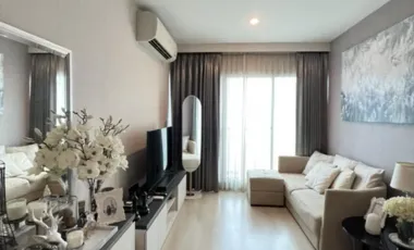 À vendre 2 chambres condo à Huai Khwang, Bangkok