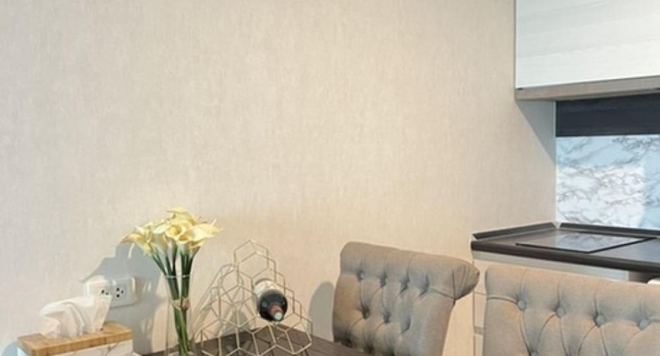 For sale 2 bedrooms condo in Huai Khwang, Bangkok