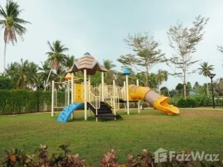 For sale 3 bedrooms house in Mueang Surat Thani, Surat Thani