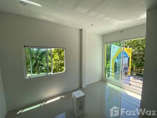 出售 2 卧室 联排别墅 在 Mueang Rayong, Rayong