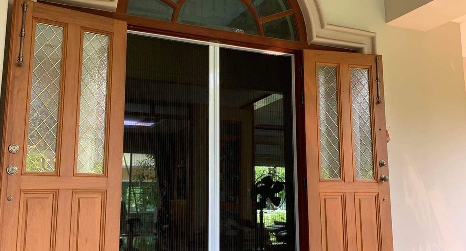 For sale 6 bedrooms house in Bang Yai, Nonthaburi