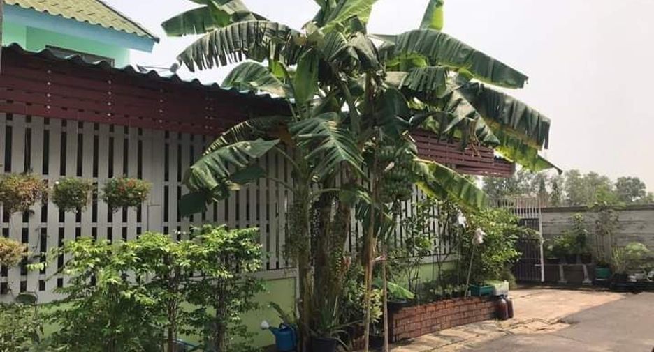 For sale 3 bedrooms townhouse in Mueang Prachinburi, Prachin Buri