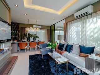 Casa en venta de 5 habitaciones en Krathum Baen, Samut Sakhon