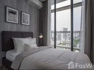 Condo en venta de 2 habitaciones en Khlong Toei, Bangkok