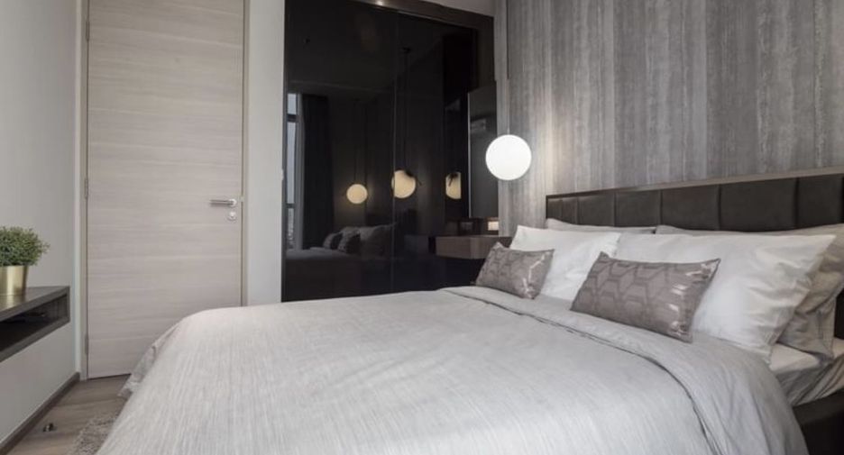 For sale 2 bedrooms condo in Khlong Toei, Bangkok