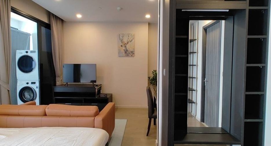 For sale 1 bed condo in Khlong Toei, Bangkok