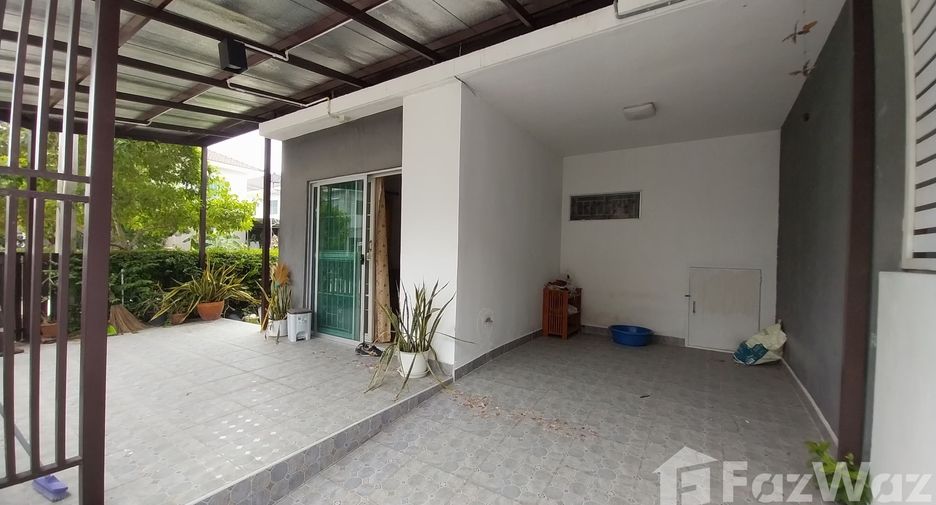 For sale 3 bedrooms townhouse in Mueang Pathum Thani, Pathum Thani