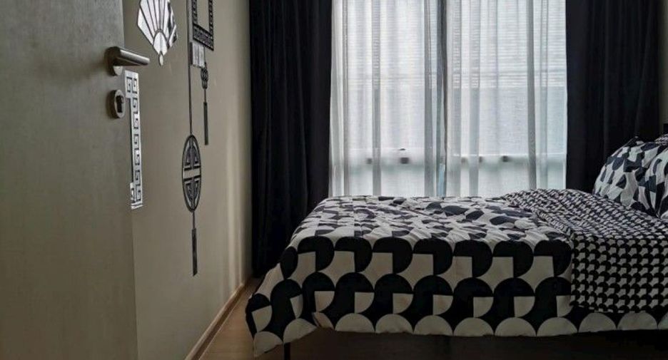 Продажа 2 спальни кондо в Щаттхана, Бангкок