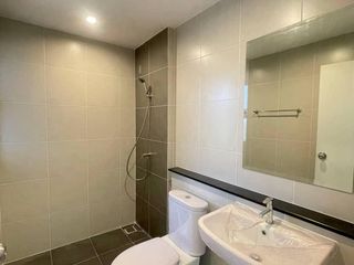 For rent 3 bedrooms townhouse in Mueang Pathum Thani, Pathum Thani