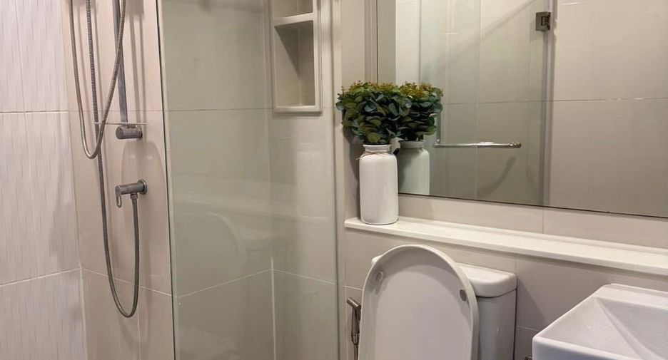 For sale 1 bed condo in Huai Khwang, Bangkok