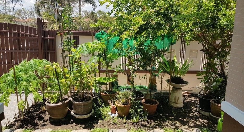 For sale 3 bedrooms house in Mueang Samut Sakhon, Samut Sakhon