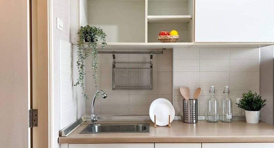 For sale 1 bed condo in Mueang Samut Prakan, Samut Prakan