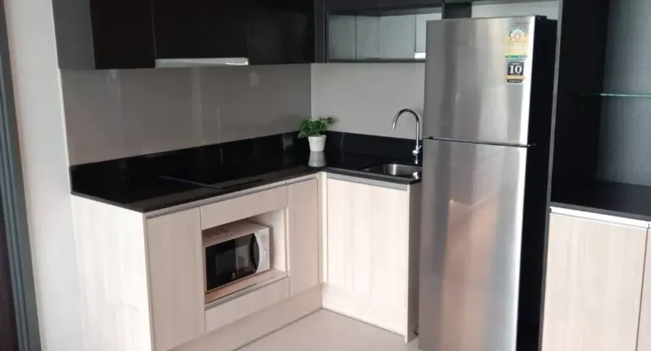 Продажа и аренда 1 кровать кондо в Кхлонг Тоеи, Бангкок