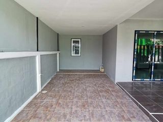 For sale 2 bedrooms townhouse in Lat Lum Kaeo, Pathum Thani