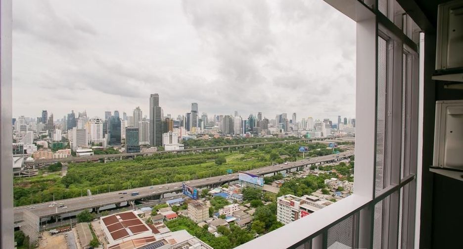 For sale 1 bed condo in Ratchathewi, Bangkok