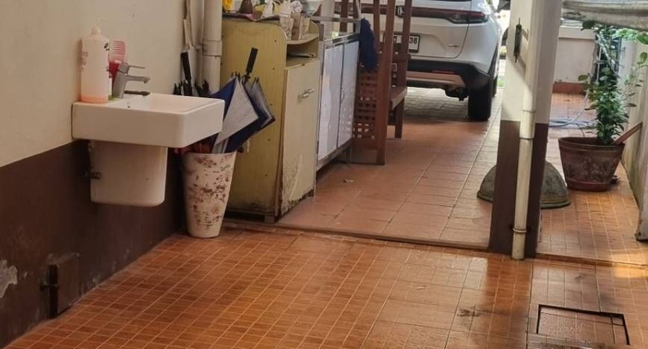 For sale 3 bedrooms house in Hat Yai, Songkhla