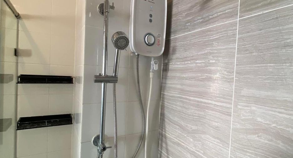 For sale 1 bed condo in Watthana, Bangkok