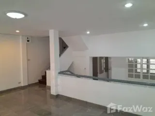 出租 4 卧室 联排别墅 在 Mueang Nonthaburi, Nonthaburi