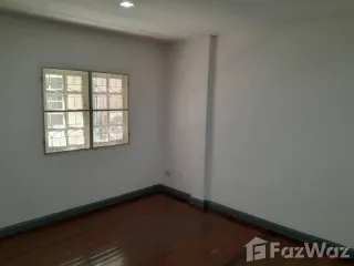 出租 4 卧室 联排别墅 在 Mueang Nonthaburi, Nonthaburi