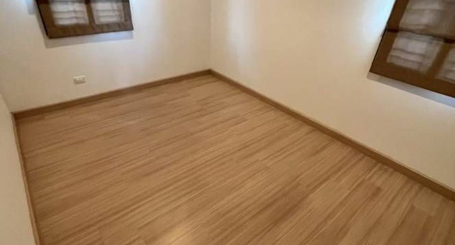 For sale 3 bedrooms house in Pak Kret, Nonthaburi