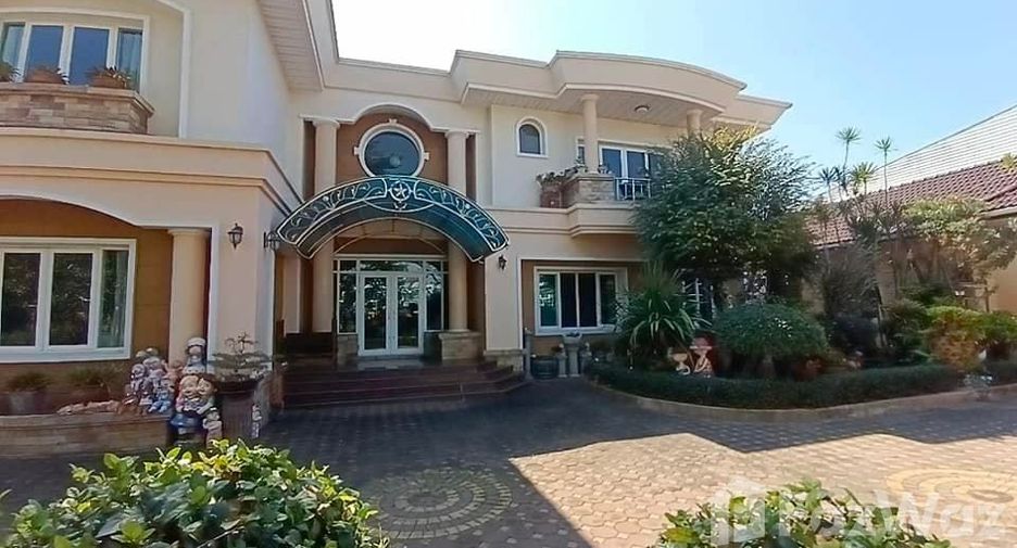 Casa en venta de 4 habitaciones en Mueang Nakhon Ratchasima, Nakhon Ratchasima
