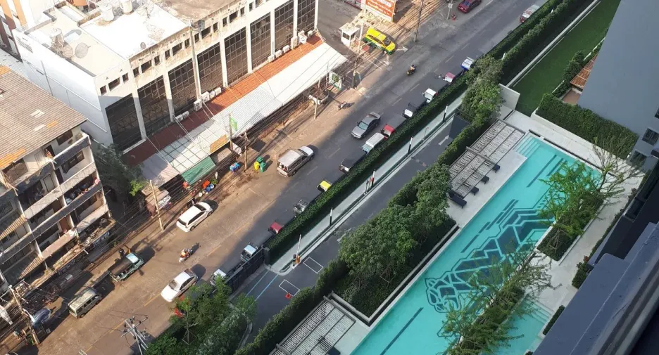 For sale 1 bed condo in Phra Khanong, Bangkok