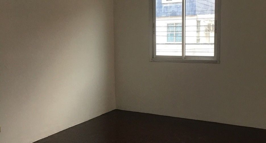 For sale 3 bedrooms house in Pak Kret, Nonthaburi