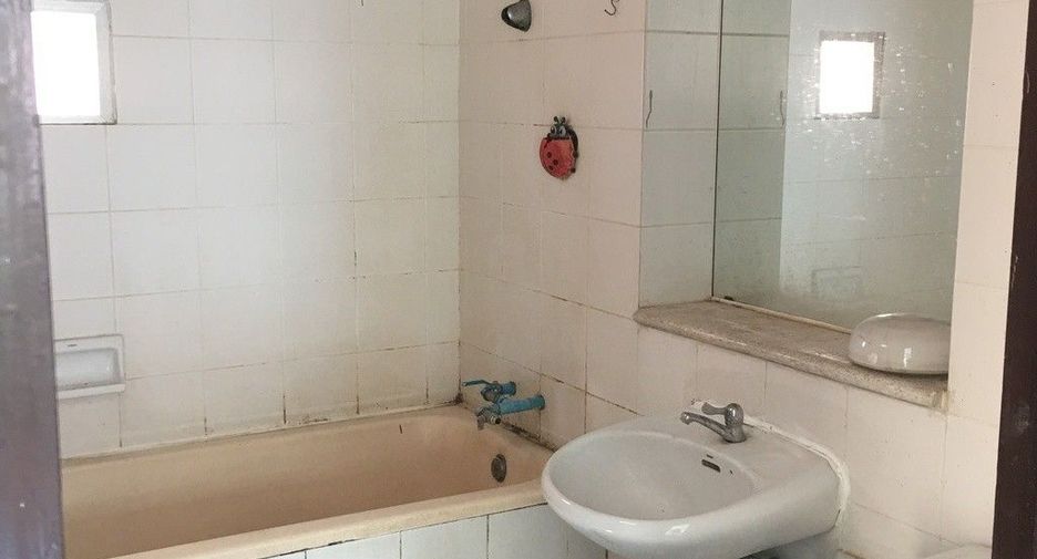 For sale 3 bedrooms house in Pak Kret, Nonthaburi