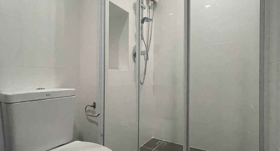 For sale 1 bed condo in Watthana, Bangkok