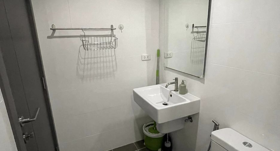 For sale 1 bed condo in Watthana, Bangkok