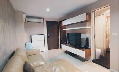 À vendre et à louer 1 chambre condo à Sathon, Bangkok